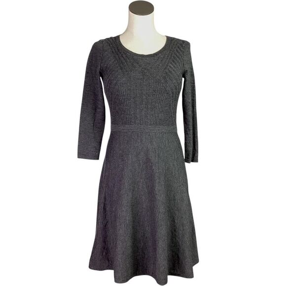 Talbots Sweater Dress Women XS Gray Merino Wool 3/4 Sleeve Fit Flare Pullover - Picture 1 of 7